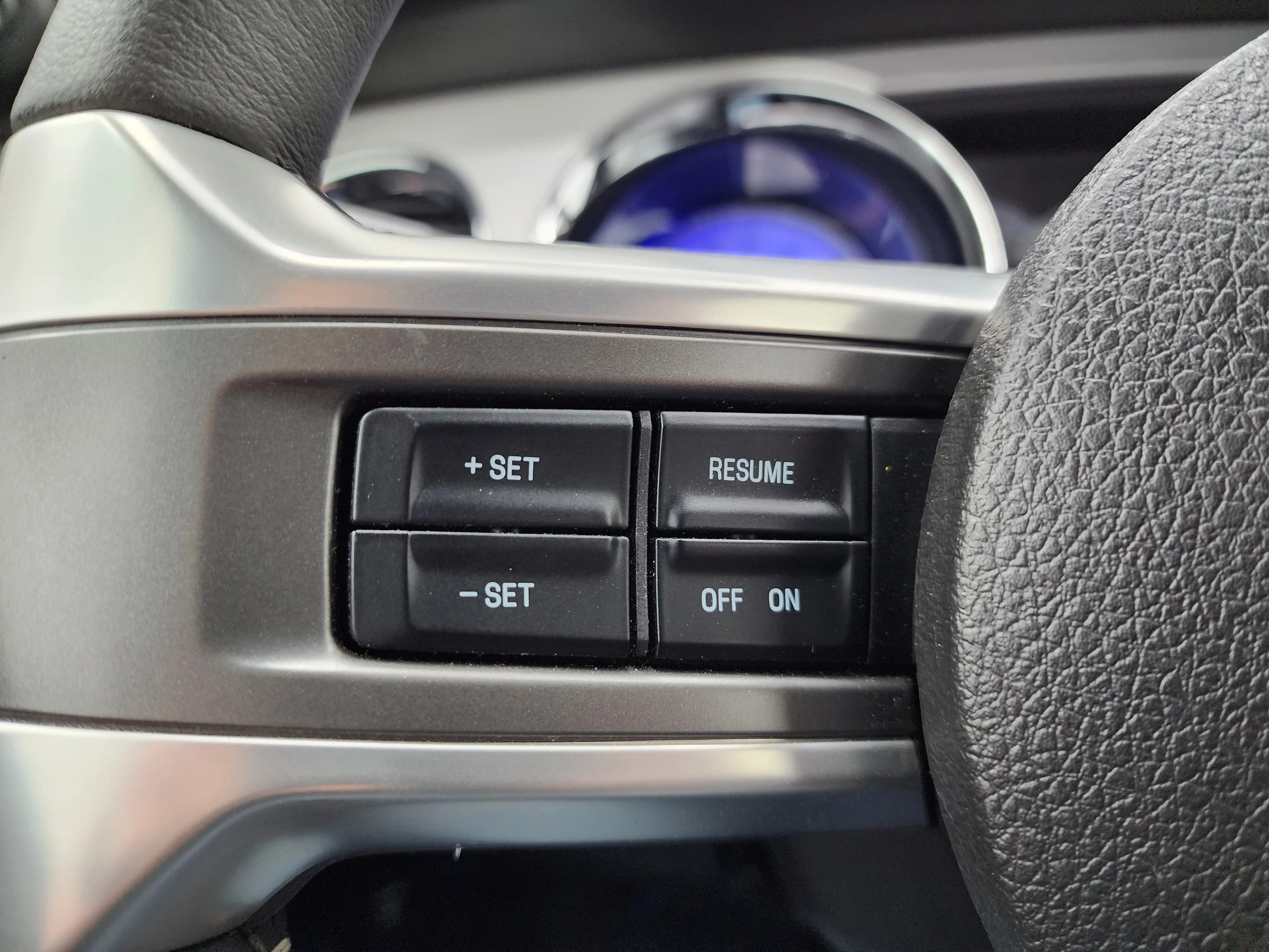 Used 2011 Performance White Ford GT Premium image 18
