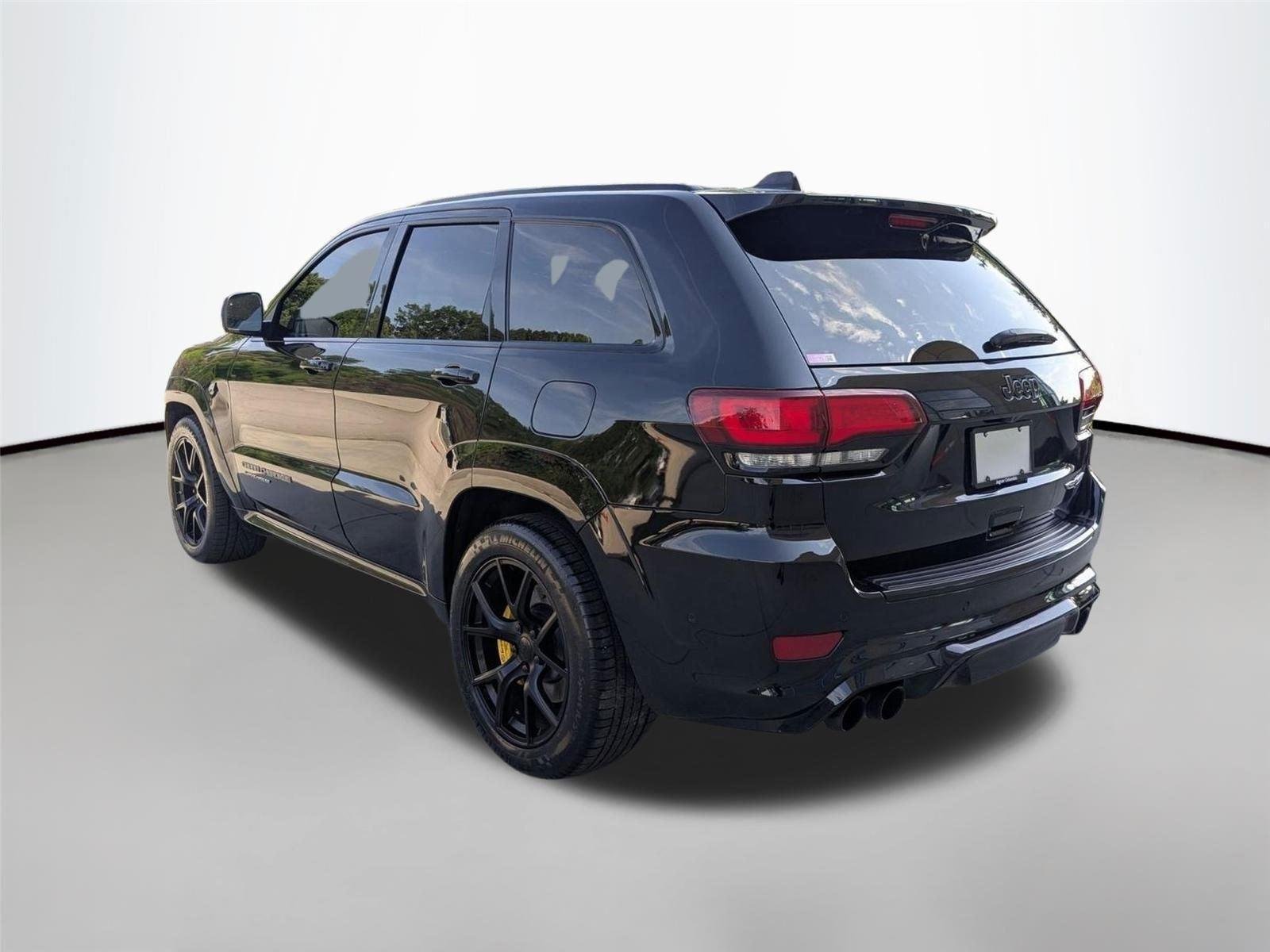 Used 2020 Granite Crystal Metallic Clearcoat Jeep Trackhawk image 7