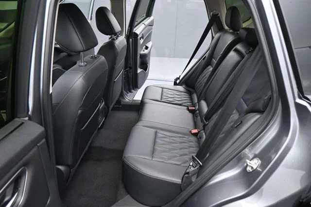 New 2026 Gray Nissan Platinum image 16