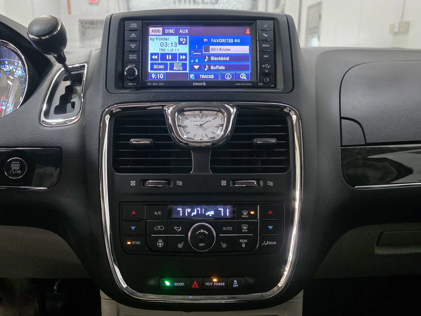 Used 2013 Black Chrysler Touring-L image 36