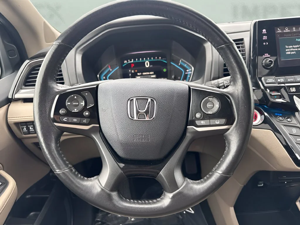 Used 2023 White Honda Elite image 17