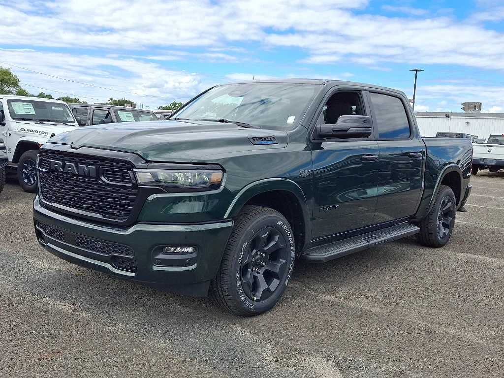 New 2027 Serrano-Green Metallic Exterior Paint RAM Big Horn image 4