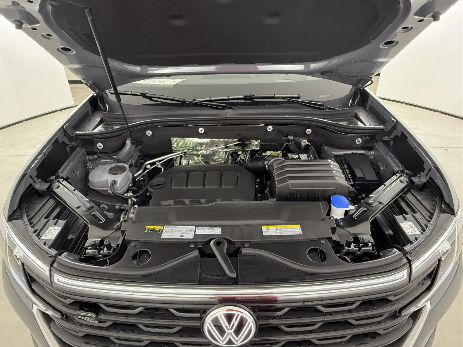 New 2026 Pure Gray Volkswagen 2.0T SEL Premium R-Line image 11