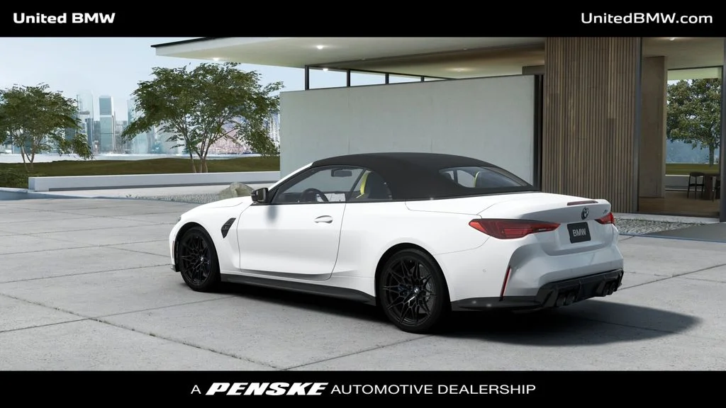 New 2027 Alpine White BMW Competition image 2