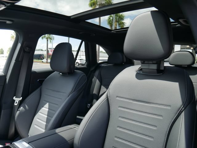 New 2026 Black Mercedes-Benz GLC 300 image 39