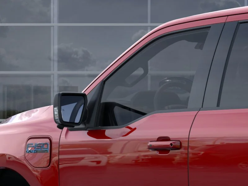 2025 Ford F-150 Lightning Flash - Photo 20