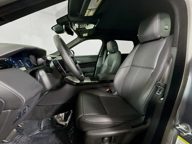 New 2026 Zadar Grey Land Rover P250 Base image 11