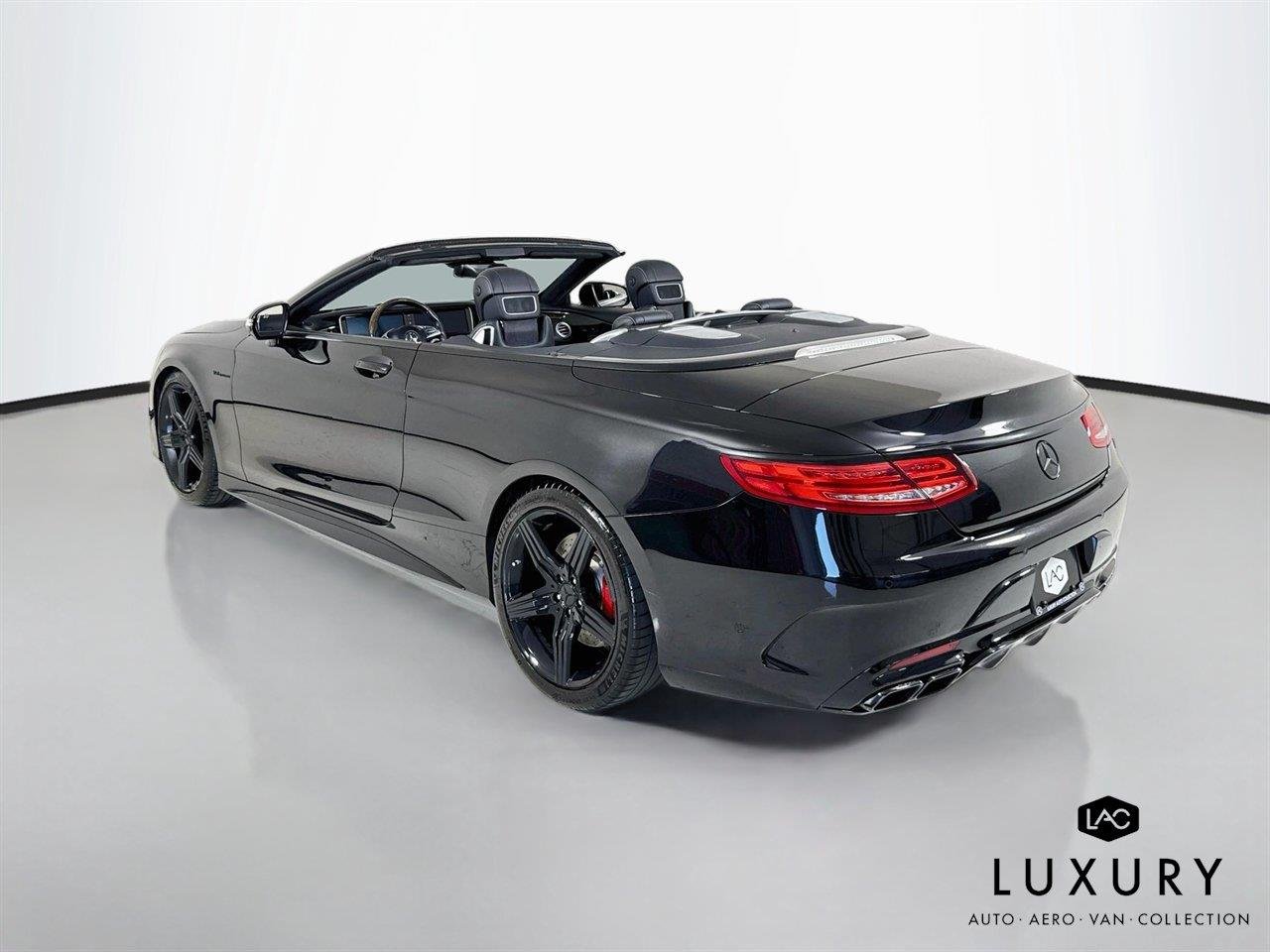 Used 2017 Obsidian Black Metallic Mercedes-Benz AMG® S 63 Conv | $187k MSRP | Designo Leather | Warmth & Comfort image 7