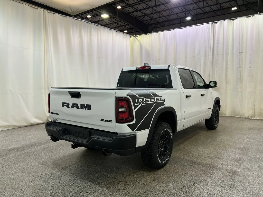 2026 RAM 1500 Rebel - Photo 8