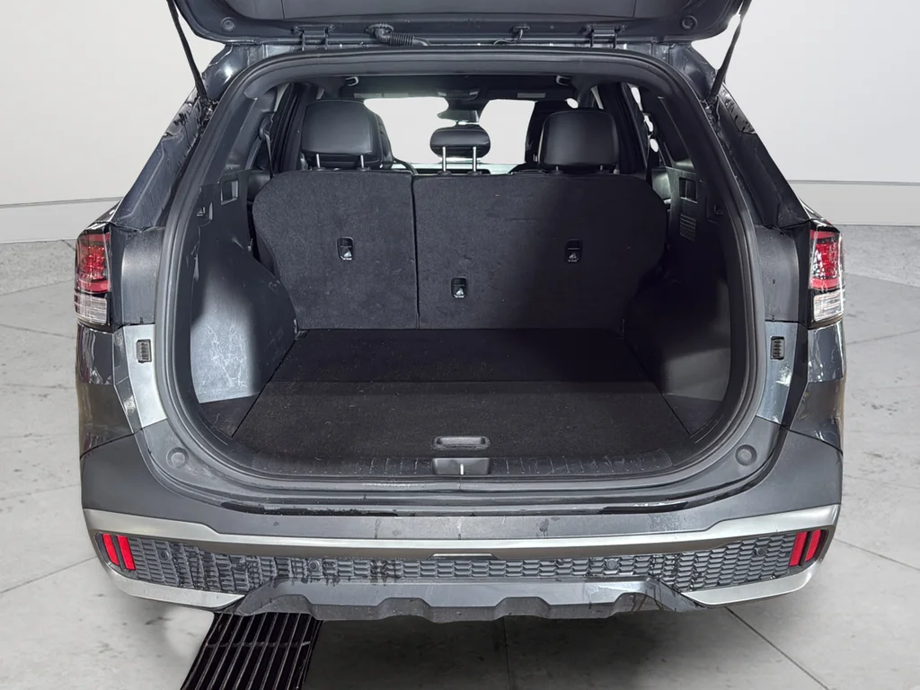 Used 2024 Gray Kia X-Line image 15