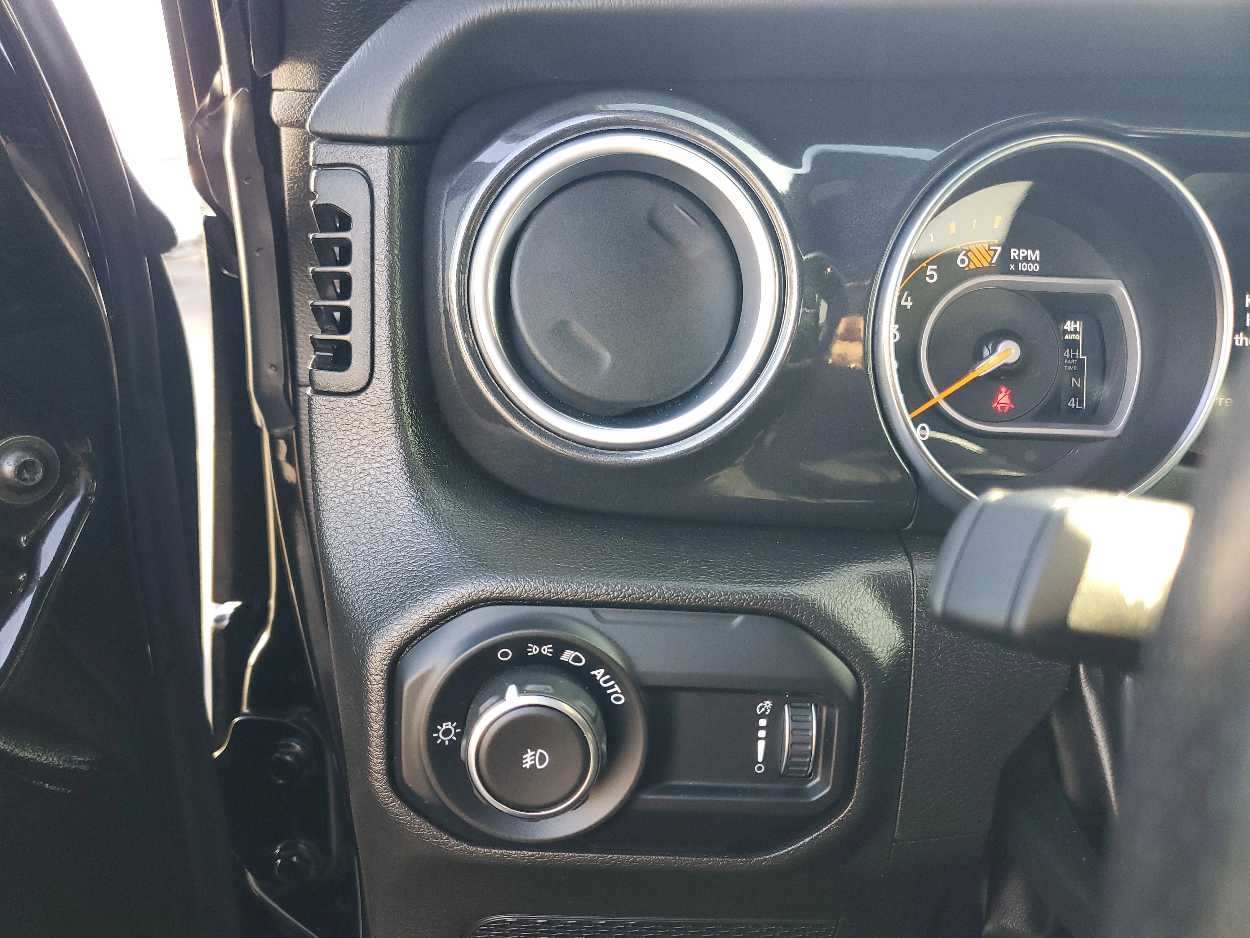 Used 2023 Black Jeep Rubicon 392 image 26