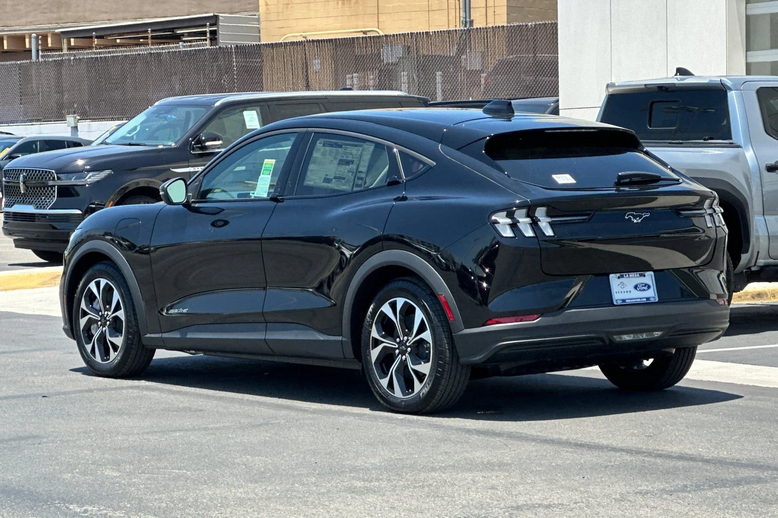 New 2026 Black Ford Select image 5
