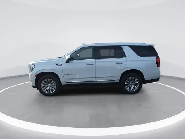 Used 2024 White GMC Denali image 5