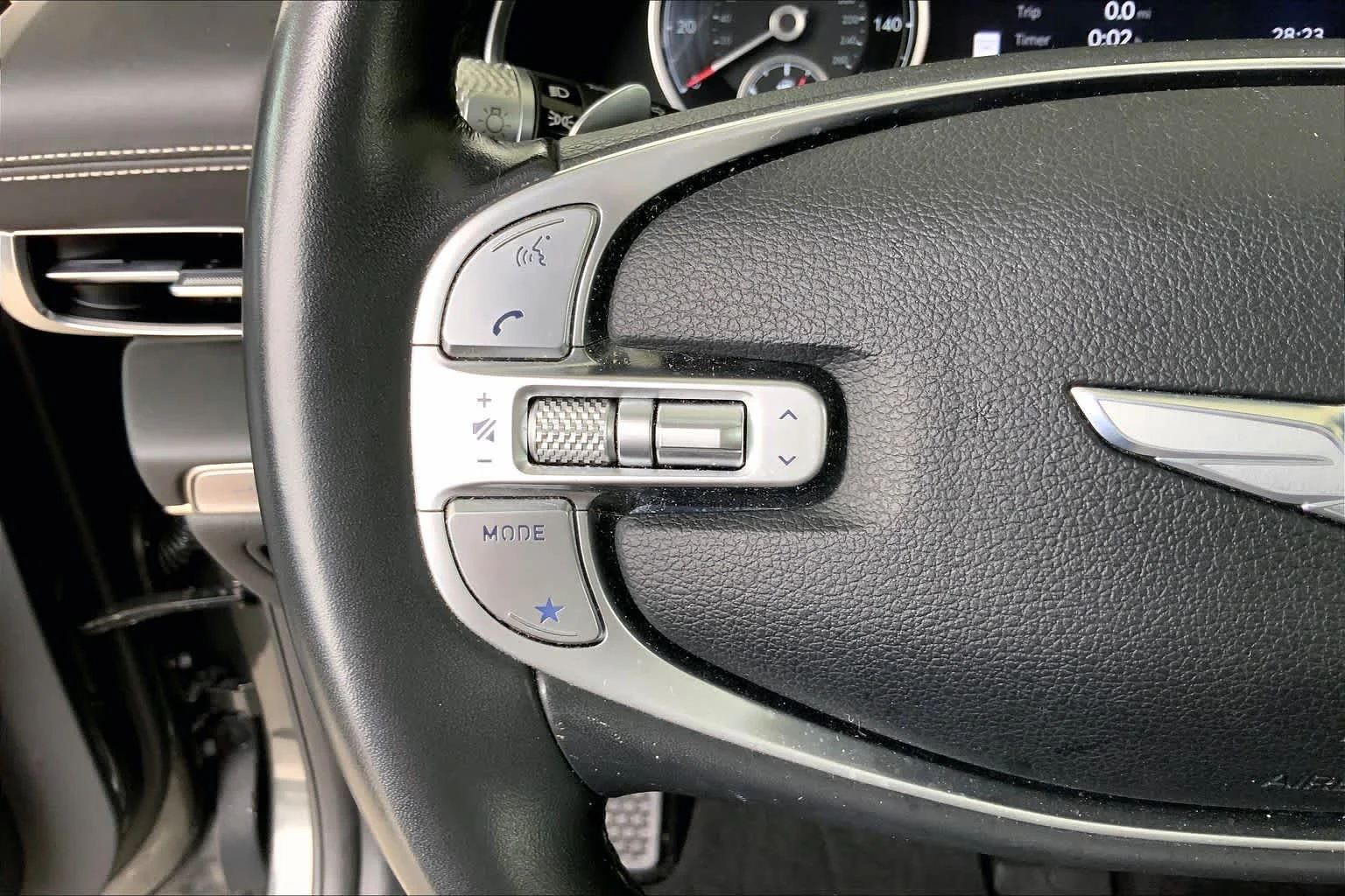 Used 2024 Makalu Gray Genesis  image 24