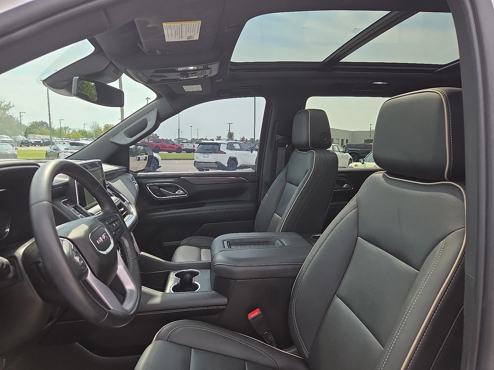 Used 2023 Summit White GMC SLT image 14