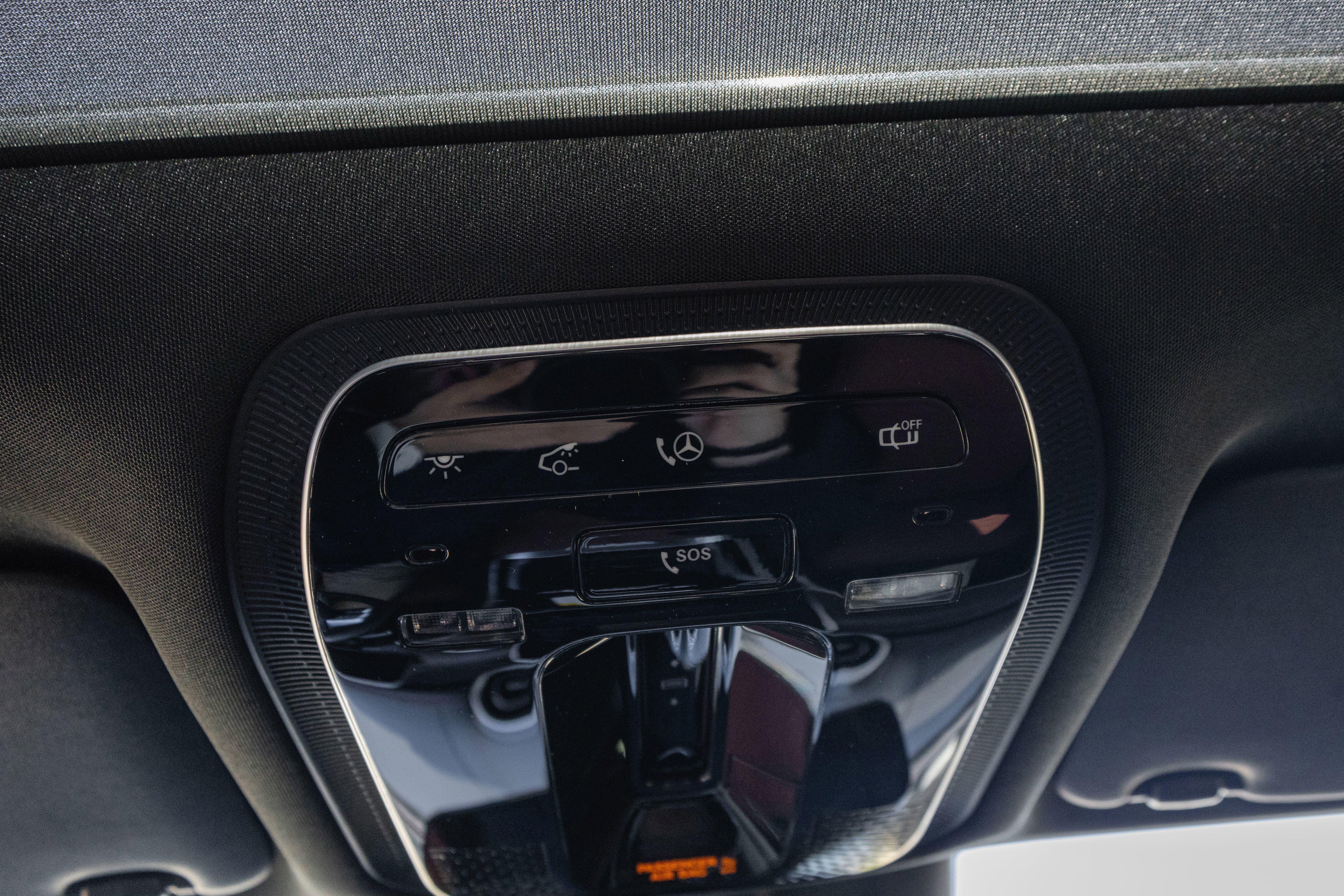 New 2026 Black Mercedes-Benz GLC 300 image 32