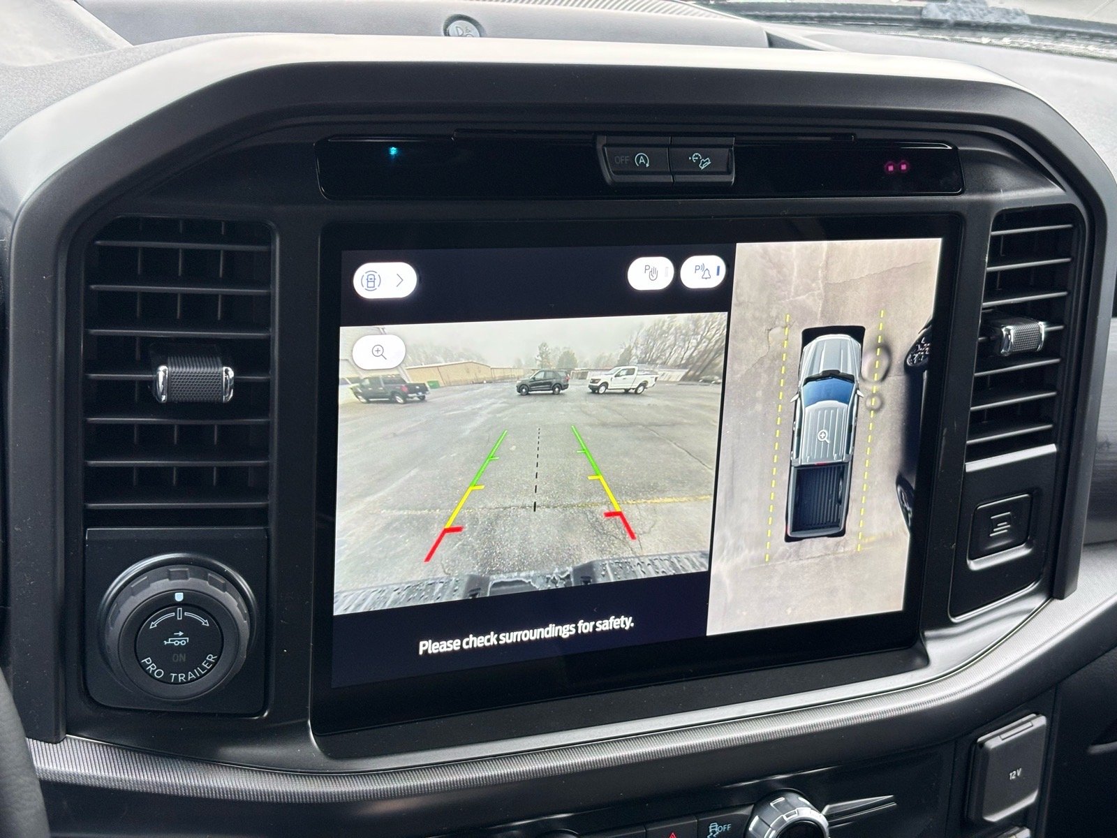 New 2026 Carbonized Gray Metallic Ford Lariat® image 15