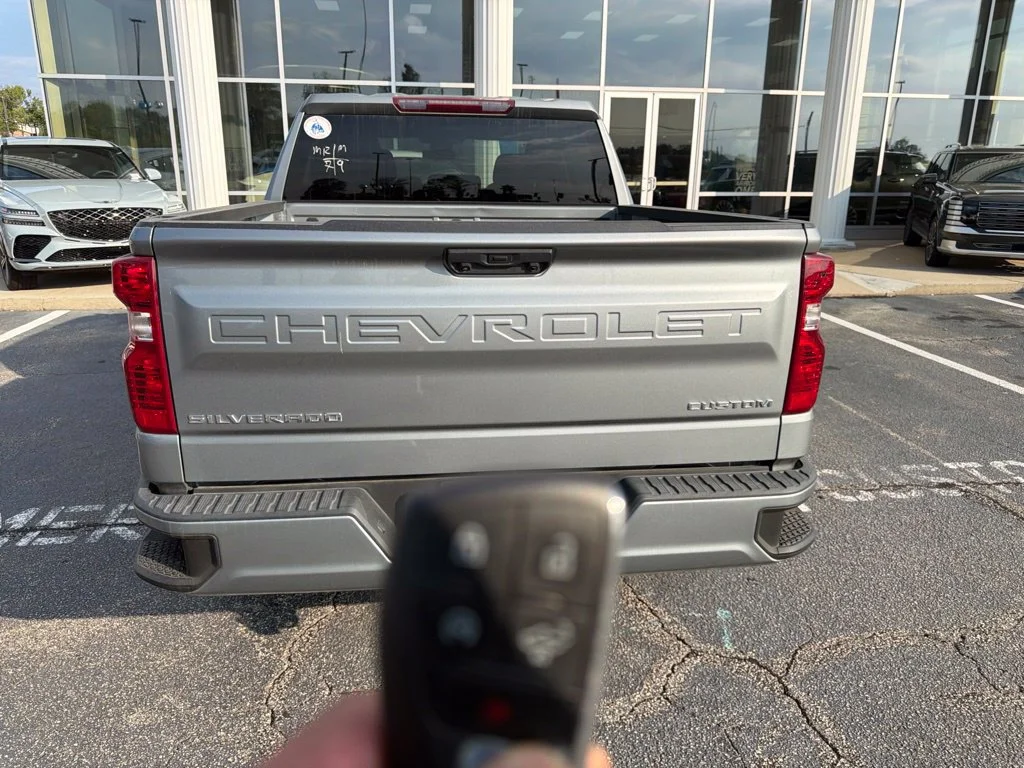 Used 2024 Gray Chevrolet Custom image 4