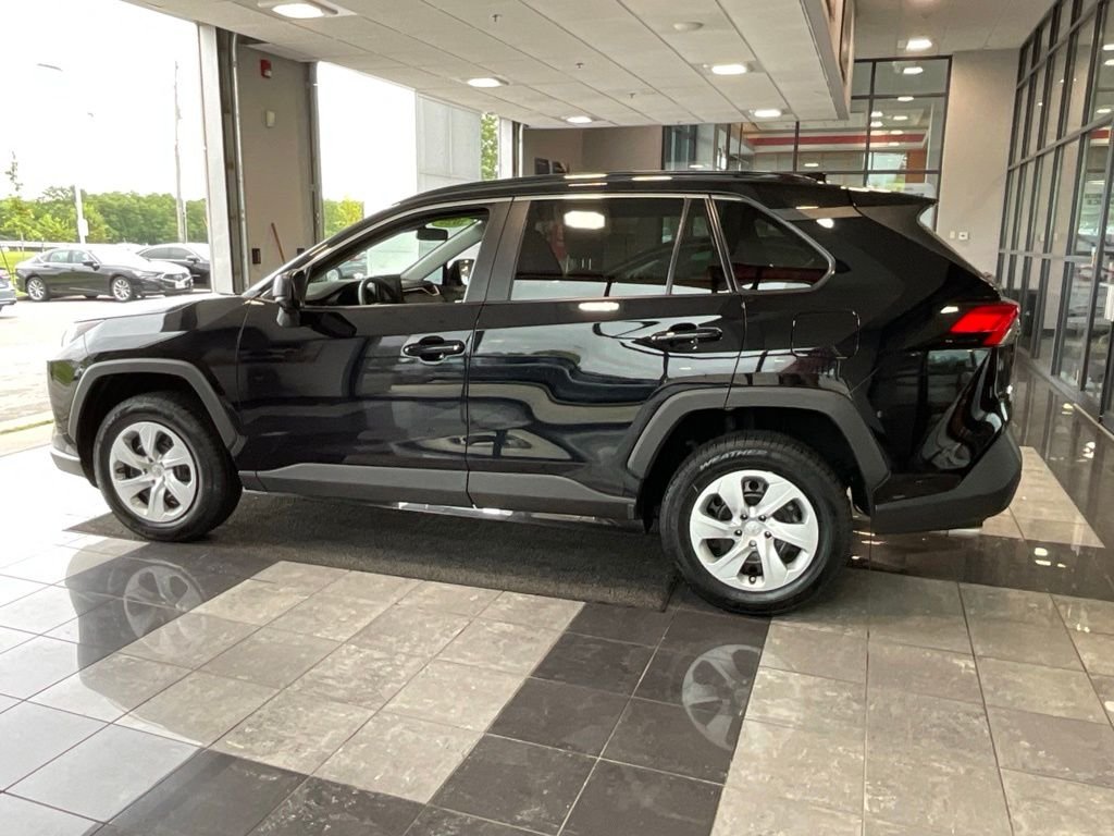 Used 2020 Black Toyota LE image 4
