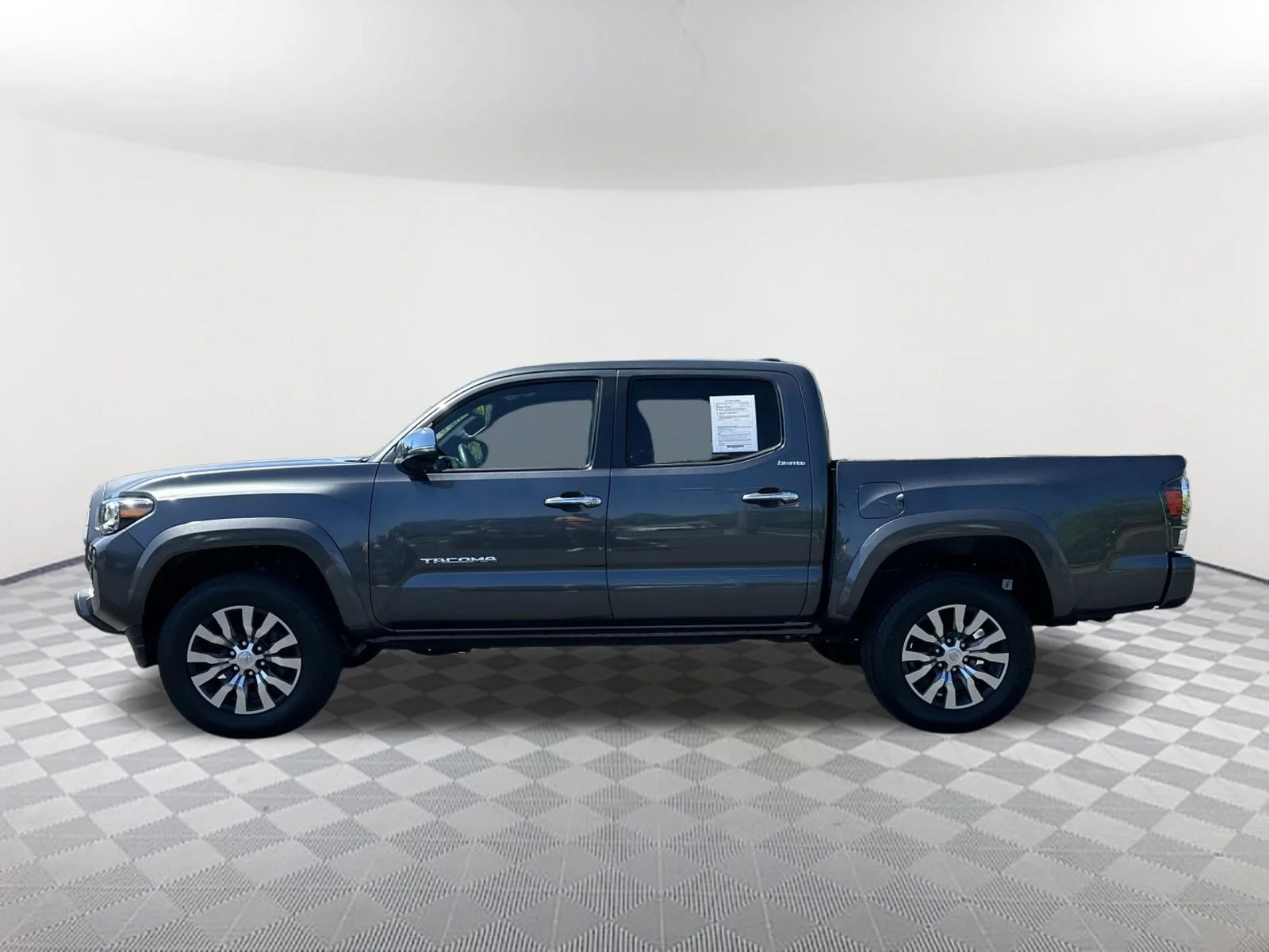 Used 2022 Magnetic Gray Metallic Toyota Limited image 7