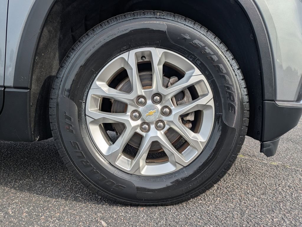 Used 2020 Gray Chevrolet 3LT image 13