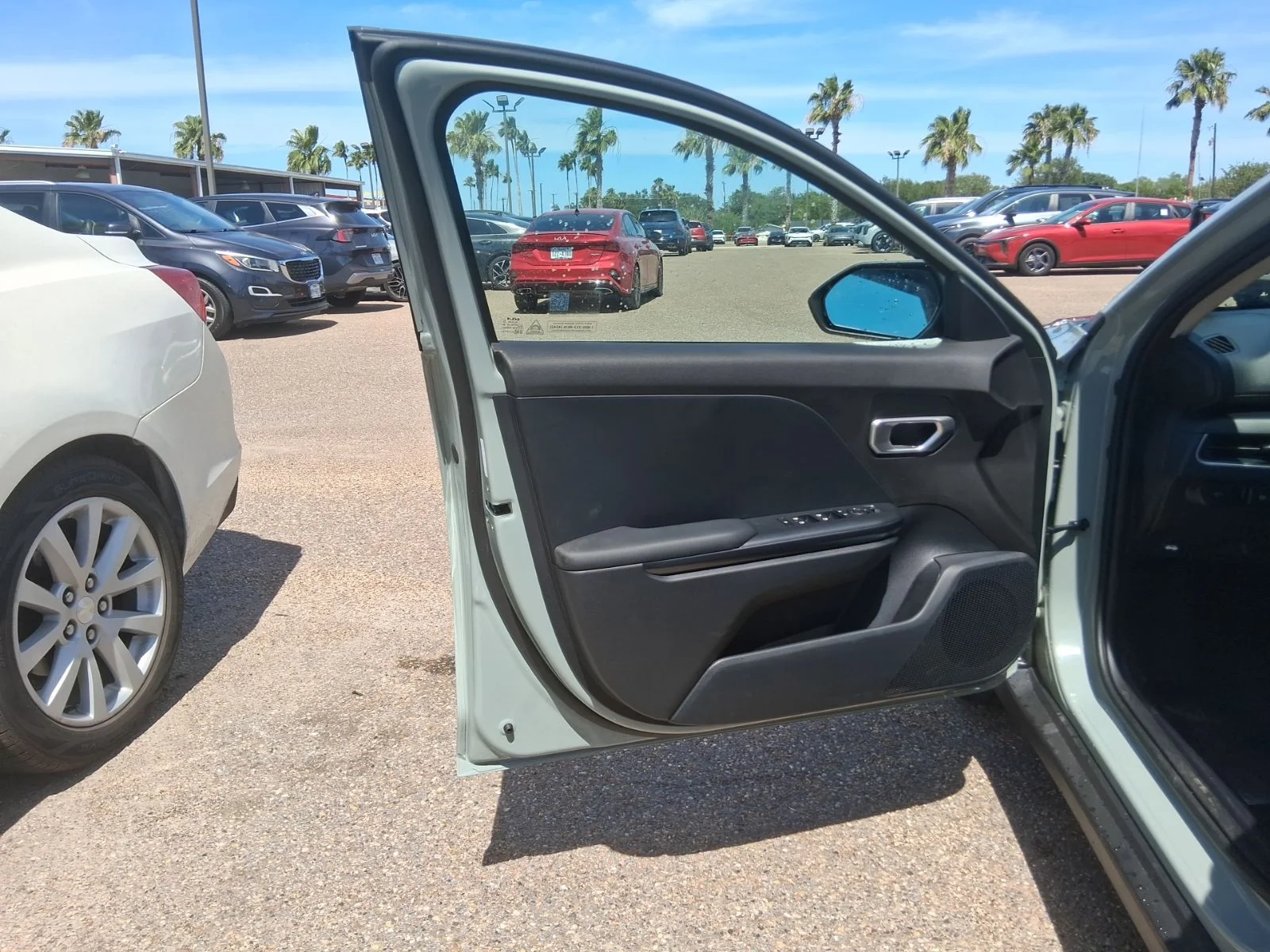 New 2026  Kia LXS image 16