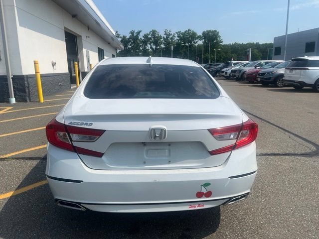 Used 2018 Platinum White Pearl Honda LX 1.5T image 4