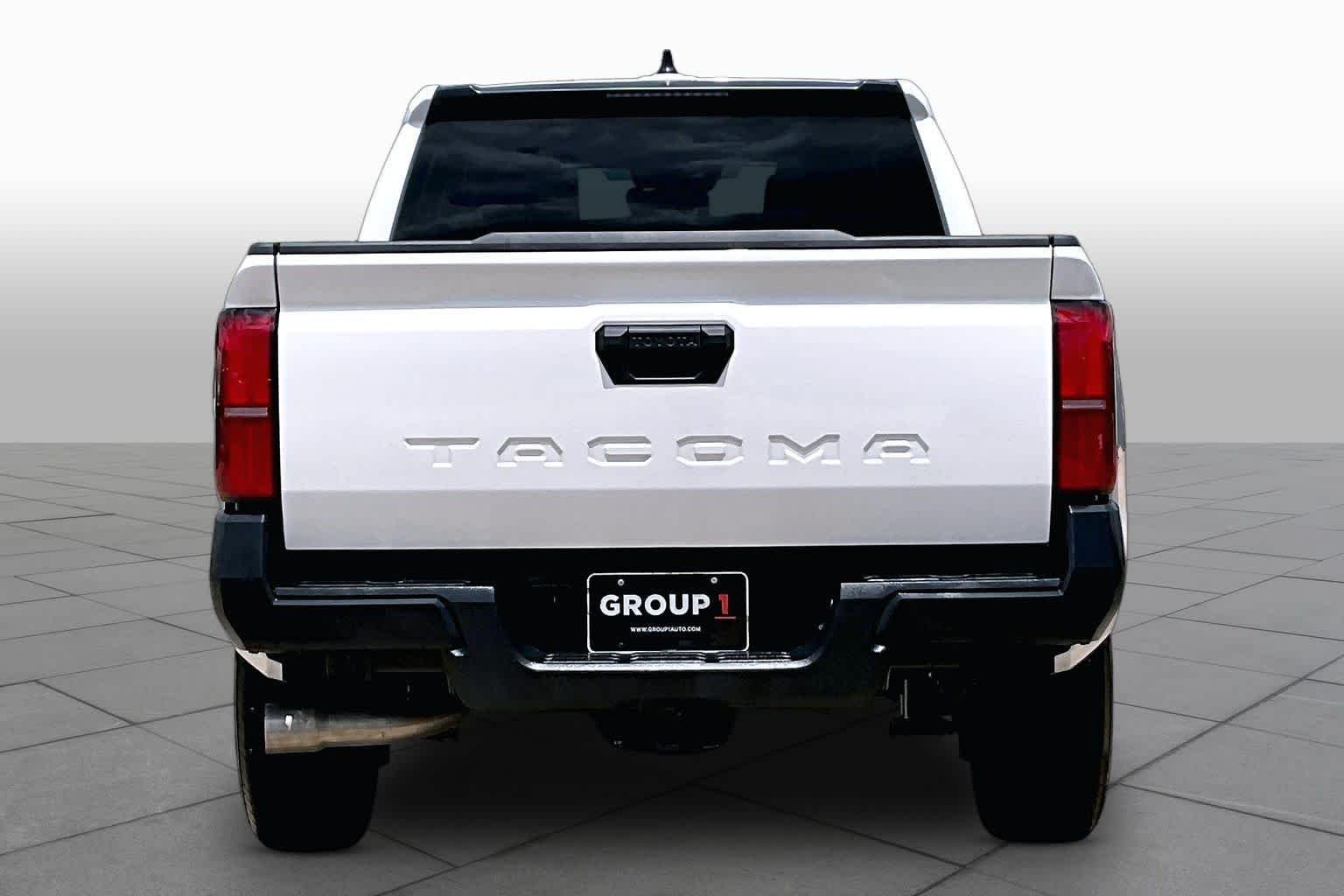 Used 2025 Ice Cap Toyota SR image 5