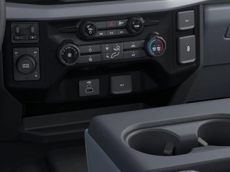 New 2026 Oxford White Ford XL image 15