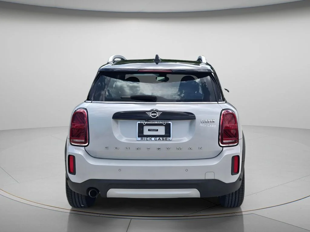 Used 2021 Silver MINI Oxford Edition image 6