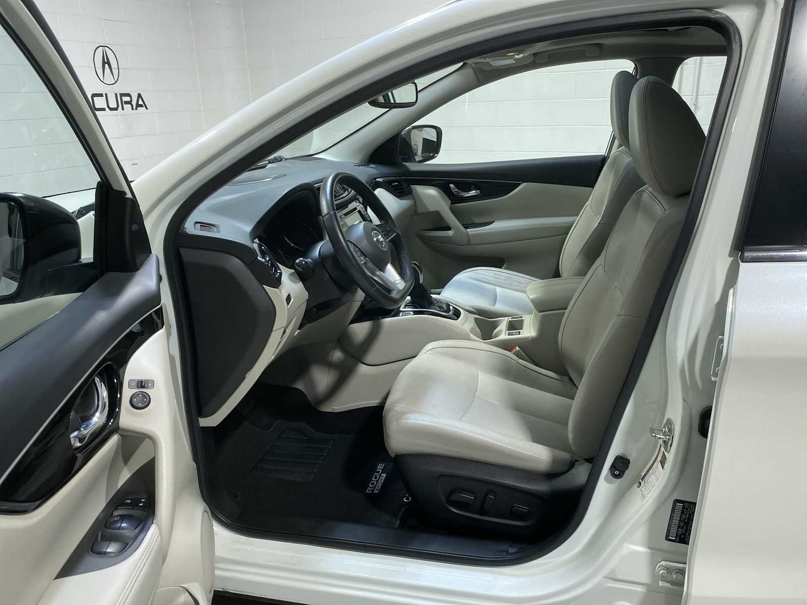 Used 2019 Nissan Rogue Sport SL with VIN JN1BJ1CR8KW621186 for sale in Verona, NJ