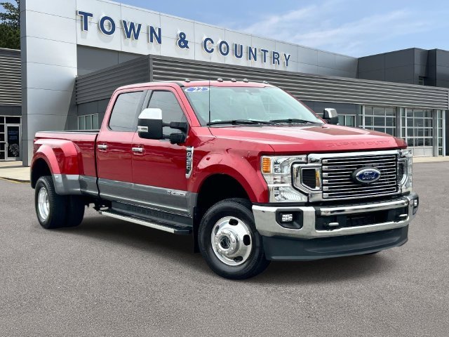 Used 2022 Red Ford Lariat image 1