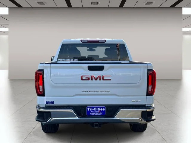 Used 2025 White GMC SLT image 4