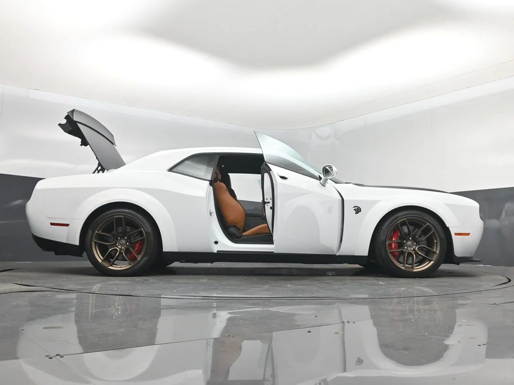 Used 2023 White Dodge SRT Hellcat Widebody image 7