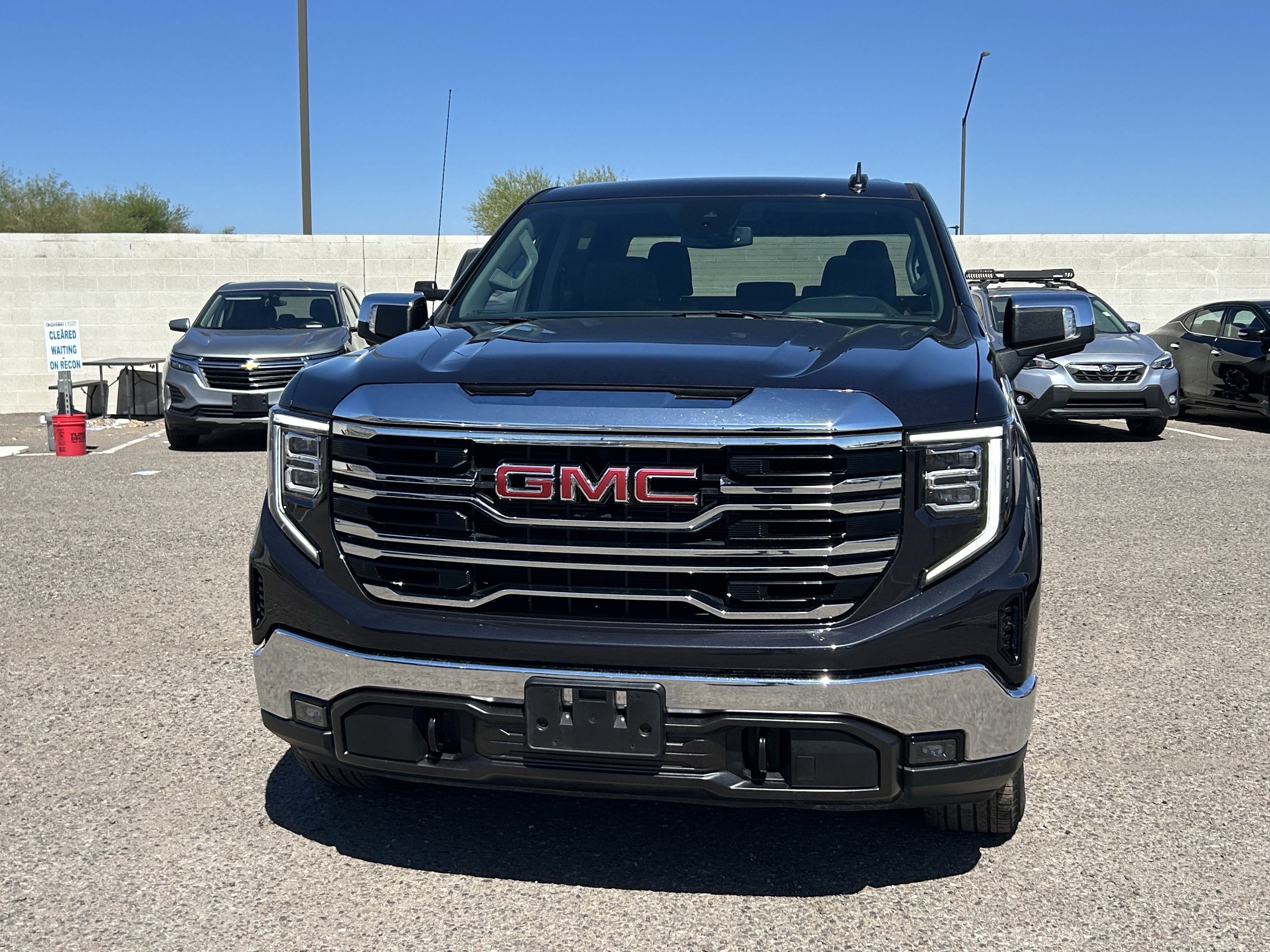 2025 GMC Sierra 1500 SLT - Photo 7