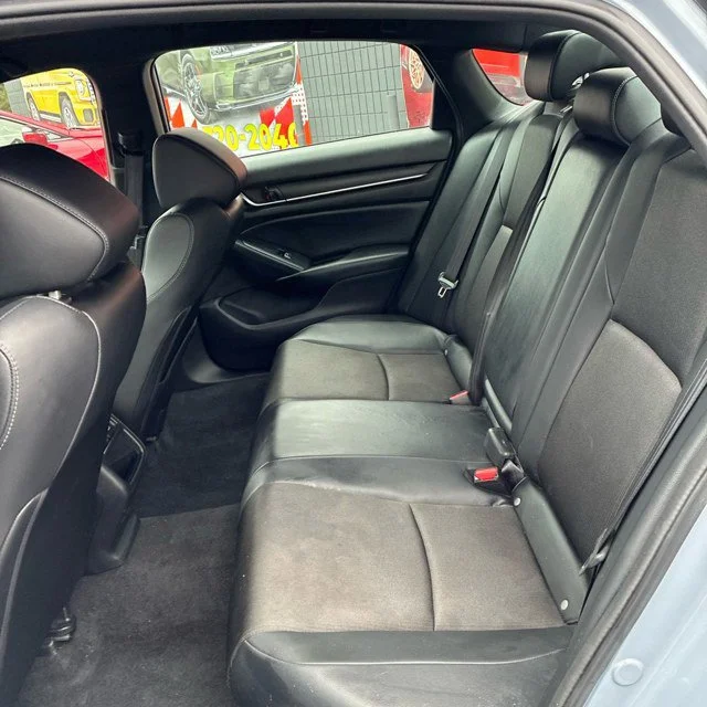 Used 2022 Still Night Pearl Honda Sport image 11