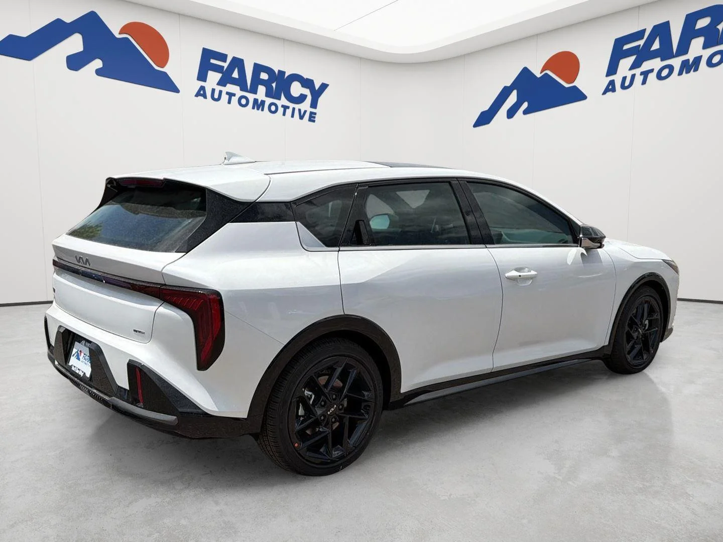 New 2026 Snow White Pearl Kia GT-Line Turbo image 4