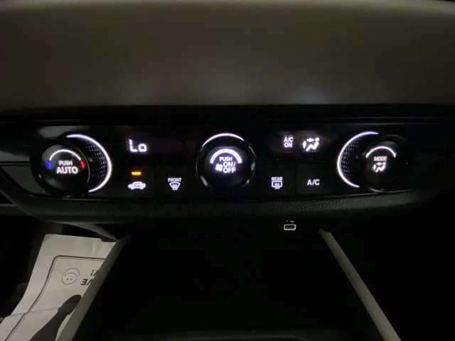 Used 2023 Silver Honda LX image 18