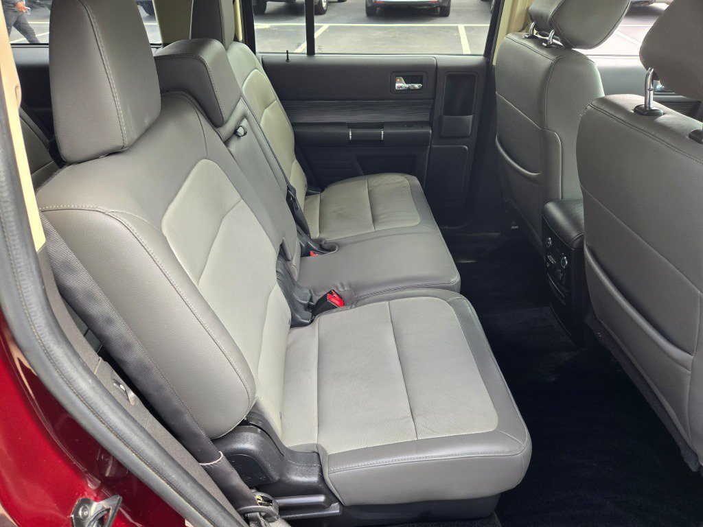 Used 2017 Burgundy Ford SEL image 10