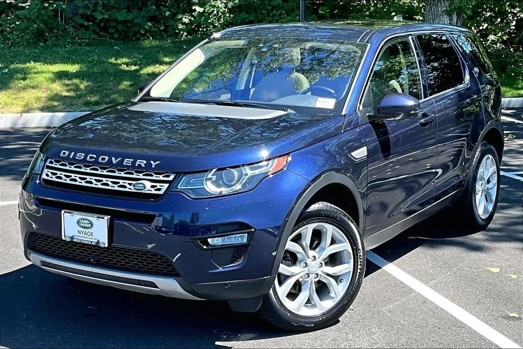 Used 2019 Loire Blue Metallic Land Rover HSE image 1