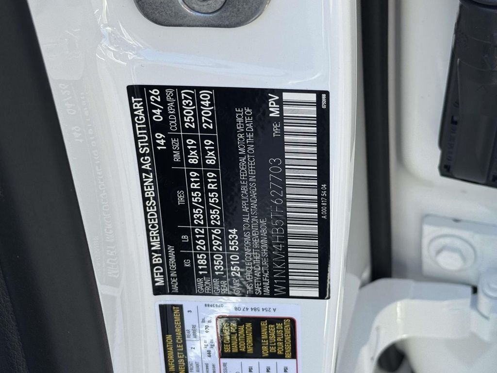 New 2026 Polar White Mercedes-Benz GLC 300 image 16