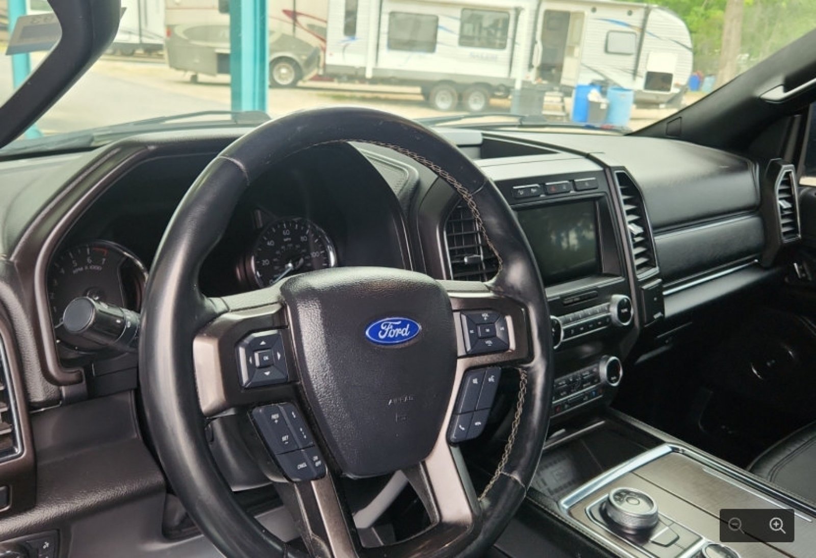 Used 2021 Antimatter Blue Metallic Ford Limited image 8