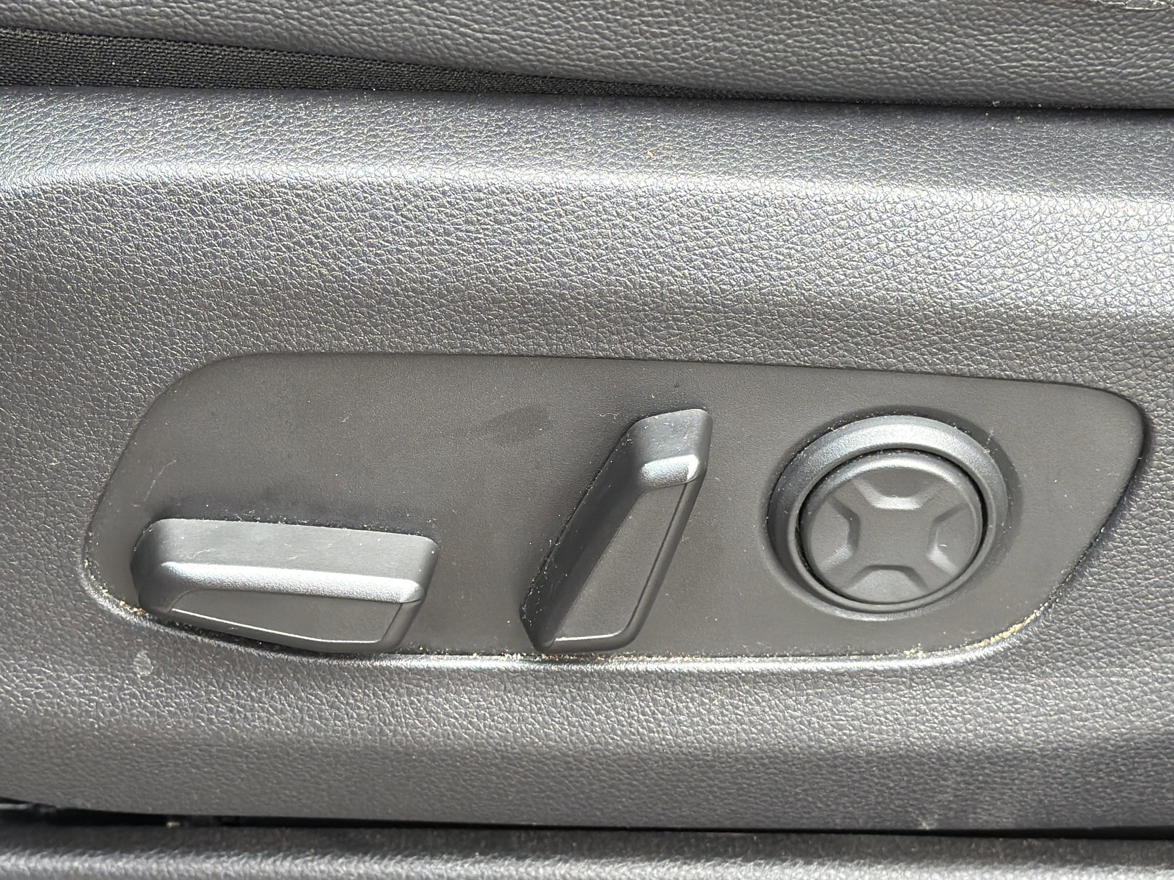 Certified Used 2023 Astra Blue Kia SX Prestige image 17