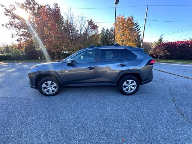 Used 2020 Gray Toyota LE image 6