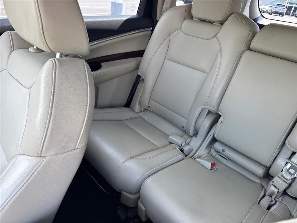 Used 2016 Crystal Black Pearl Acura w/Tech image 16
