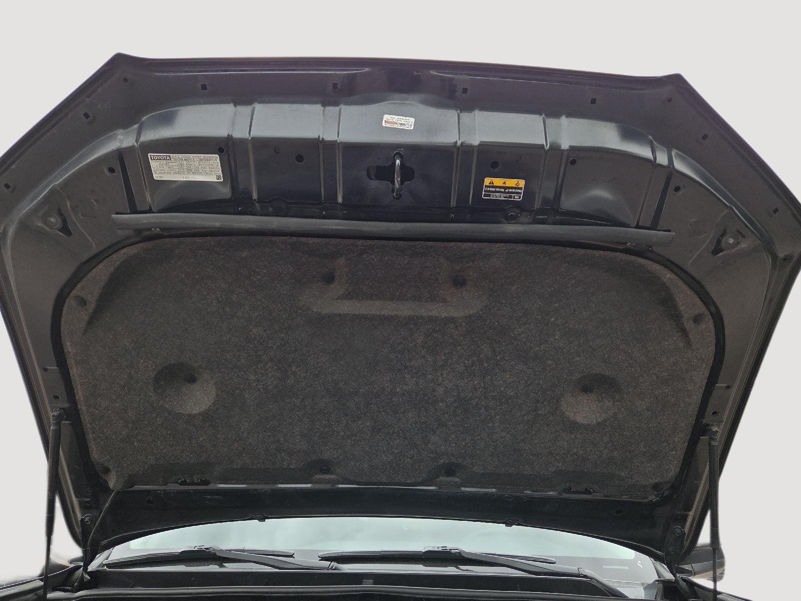 Used 2021 Midnight Black Metallic Toyota SR5 image 12