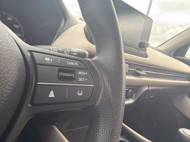 Certified Used 2024 Lunar Silver Metallic Honda LX image 16