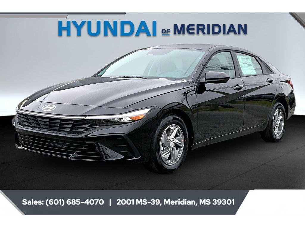 New 2026 ABYSS BLACK Hyundai SE image 2