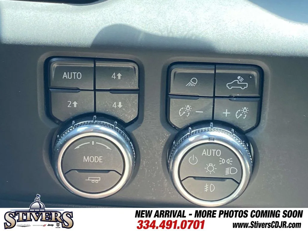 Used 2024 Brown GMC AT4 image 62