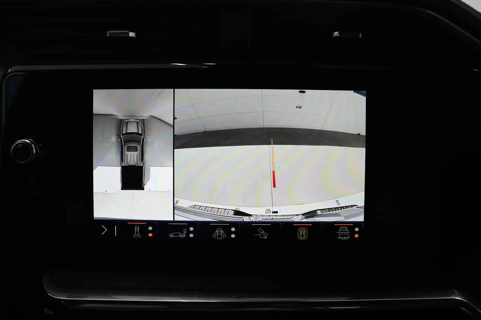 Used 2024 White Frost Tricoat GMC Denali Ultimate image 18